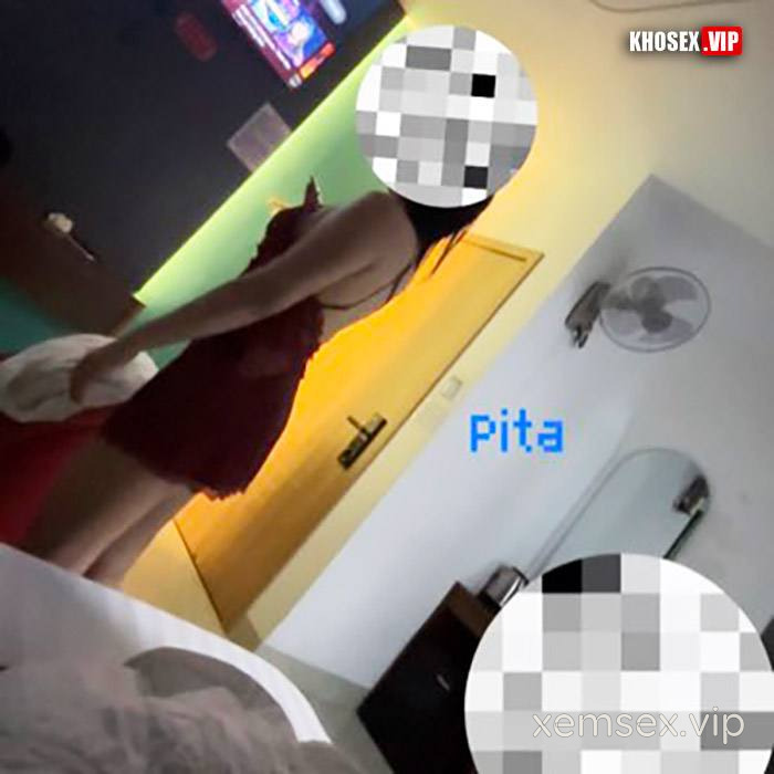 checker-pita-em-sinh-vien-pt-2k6-m7-khoai-suu-tam-vay-ngu-hinh-01