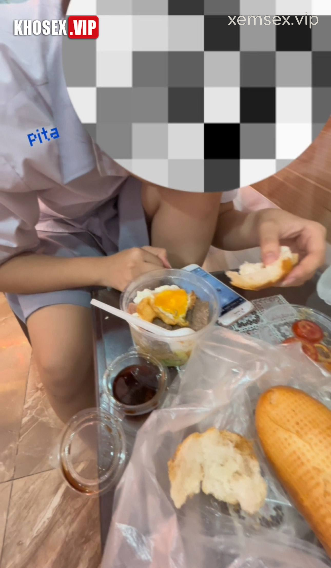 checker-pita-tron-lam-dan-be-nguoi-yeu-be-nho-di-cup-hoc-lam-2-nhay-hinh-05
