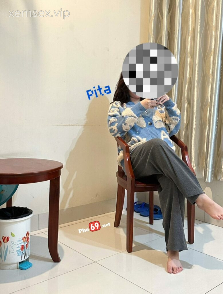 checker-pita-trua-nung-sang-dit-be-non-to-vu-nay-cute-de-thuong-hinh-02-778×1024-1