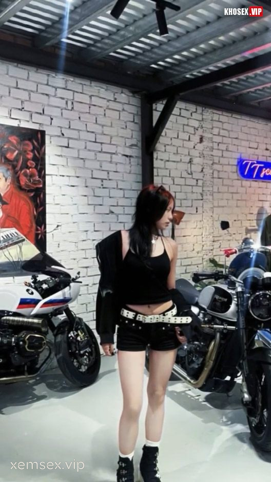 chich-em-thanh-thao-2k4-tan-binh-khau-dam-sieu-nung-hinh-14