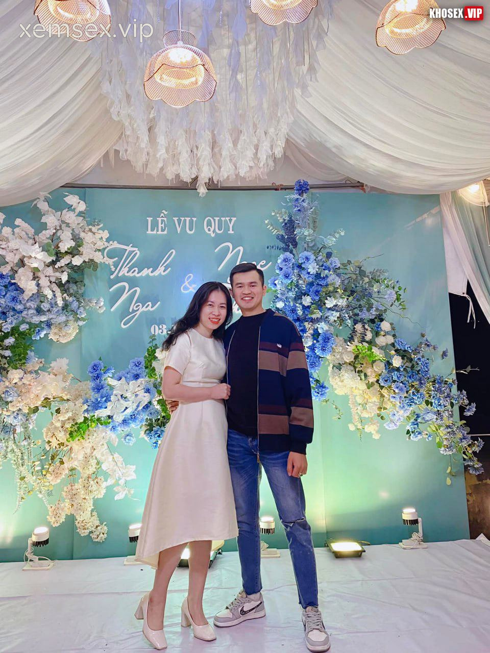 clip-sex-co-giao-tay-bac-mac-ao-dai-do-dit-voi-chong-cuc-dam-full-clip-pic-hinh-35
