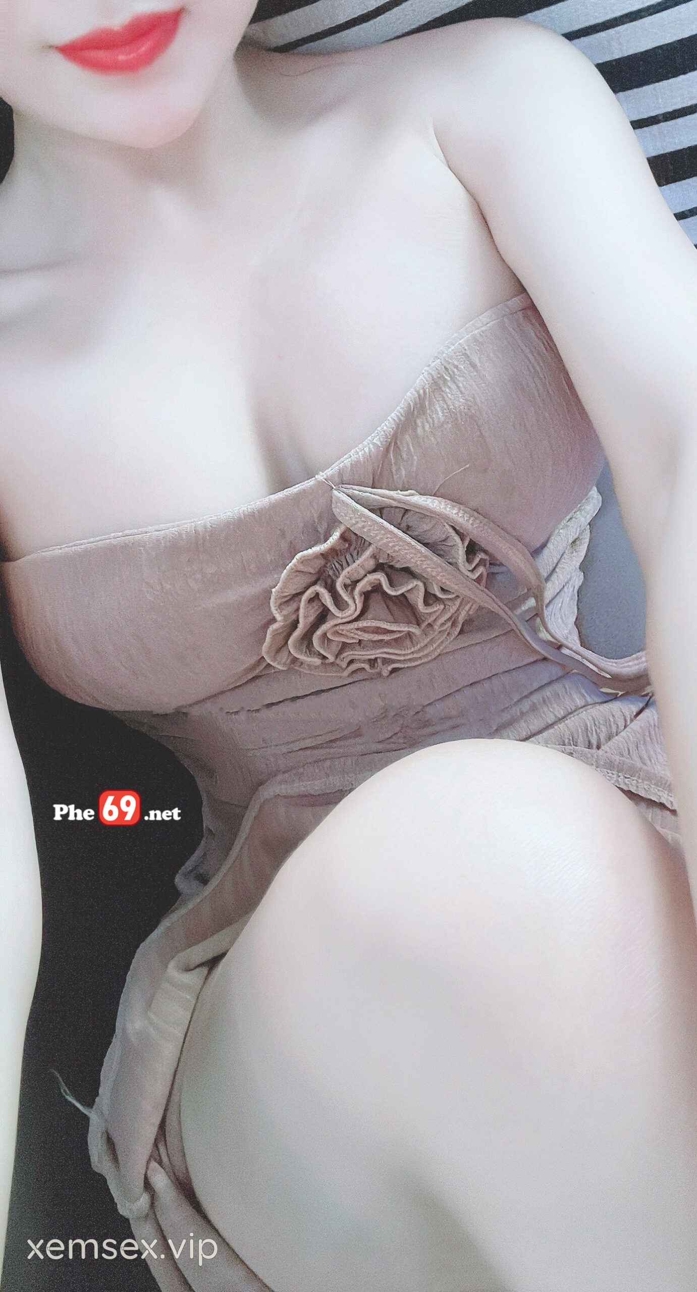 clip-sex-couple-be-tho-doggy-la-tu-the-ma-tho-yeu-thich-nhat-clip-pic-hinh-03-scaled-1