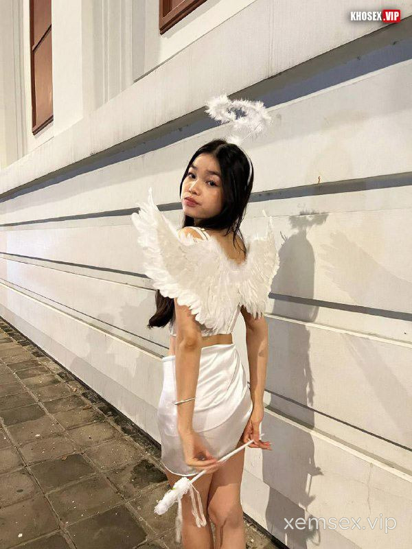 clip-sex-em-teen-xinh-va-ban-trai-em-bu-cai-net-dam-qua-phan-2-hinh-03