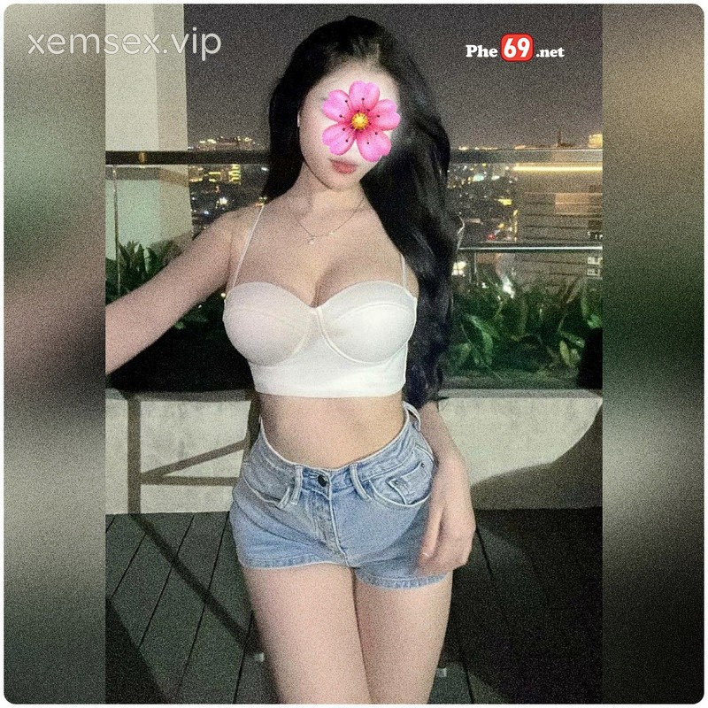 clip-sex-viet-check-hang-em-pho-linh-chi-body-sieu-pham-vu-to-da-trang-min-dit-tran-full-clip-pic-hinh-01