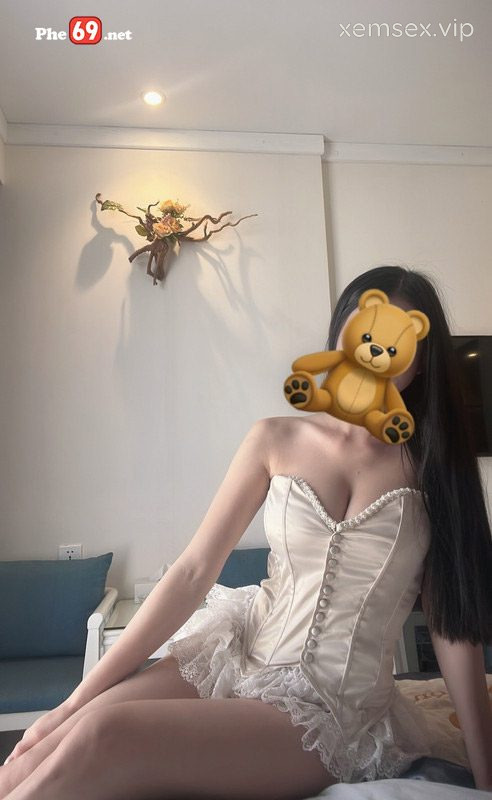 clip-sex-viet-check-hang-em-pho-linh-chi-body-sieu-pham-vu-to-da-trang-min-dit-tran-full-clip-pic-hinh-05
