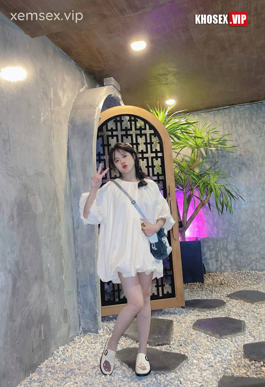 clip-sex-viet-some-em-gai-xinh-loli-dam-dang-thich-mac-lot-khe-hinh-01