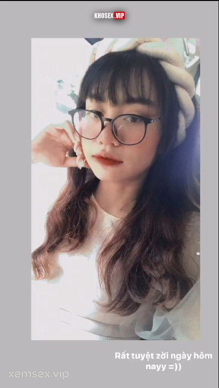 dang-xuan-thao-2k3-em-sinh-vien-kinh-can-lo-clip-sex-dit-nhau-cung-ban-trai-full-clip-pic-hinh-04