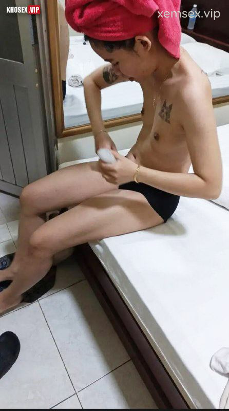 em-gai-xam-tro-chan-dai-co-cai-lon-mup-hat-le-to-full-clip-pic-hinh-08