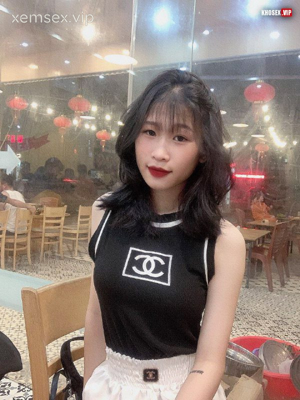 em-hoc-sinh-bi-ban-trai-chich-em-ren-nhu-bi-cat-tiet-full-clip-pic-hinh-13
