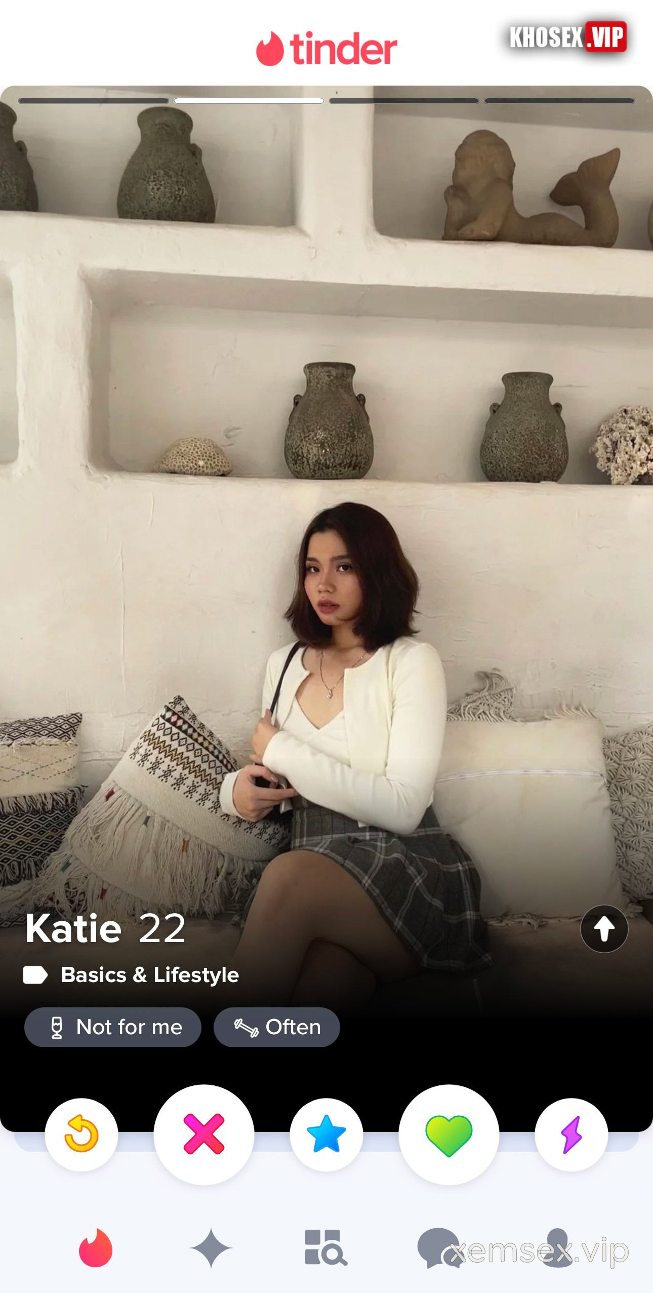 katie-pham-du-hoc-sinh-dam-dang-chuyen-chich-dao-cung-cac-sinh-vien-nguoi-uc-full-clip-pic-hinh-09