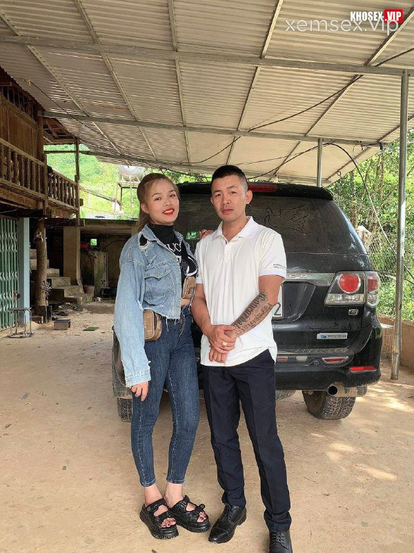 lo-clip-sex-cap-vo-chong-vung-cao-chich-vo-suong-ren-la-full-clip-pic-hinh-06