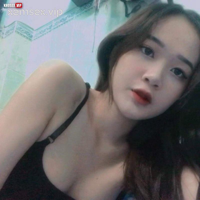 lo-clip-sex-em-hoc-sinh-deo-kinh-mac-ao-dai-dit-voi-ban-trai-full-clip-pic-hinh-05