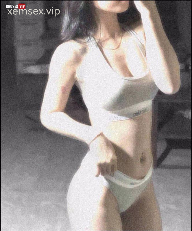 lo-clip-sex-gai-xinh-dit-khau-dam-anh-nho-dam-vao-trong-ban-nat-lon-em-full-clip-pic-hinh-04