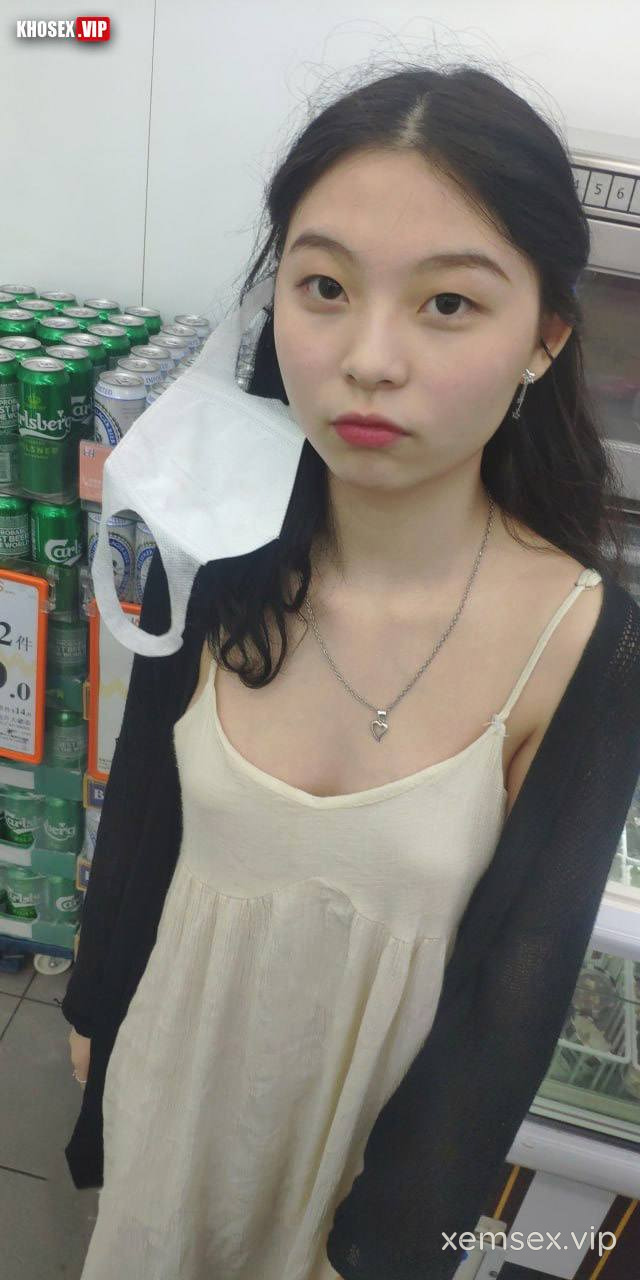 sieu-pham-chich-em-gai-dam-duc-voi-qua-body-cuc-nuot-vu-lon-dep-ren-suong-khong-che-full-clip-pic-hinh-13