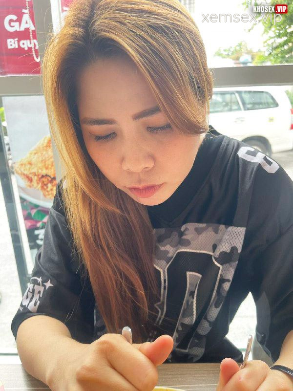 suong-qua-em-chiu-khong-noi-roi-full-clip-pic-hinh-03