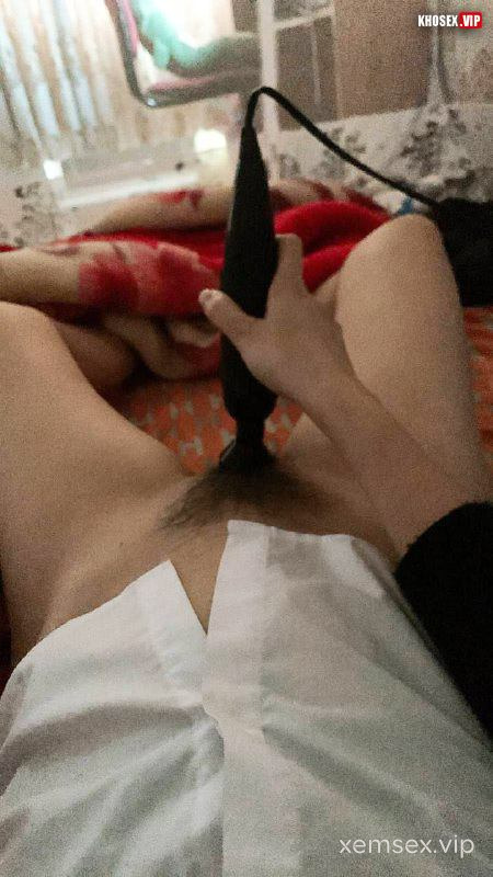 vo-dam-chieu-chong-bau-sap-de-ma-van-con-chich-hinh-10