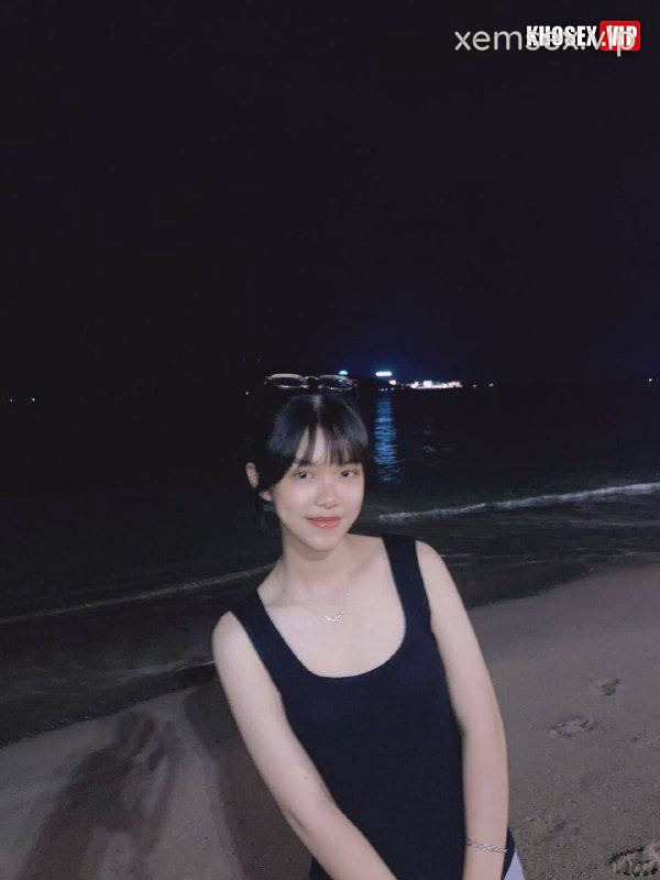 vo-tre-dam-me-bao-dam-bdsm-thich-nhet-buoi-tan-hong-dit-ca-2-lo-full-clip-pic-p2-hinh-06